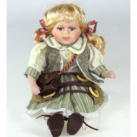 Sedící porcelánová blonďatá panenka - IntArt