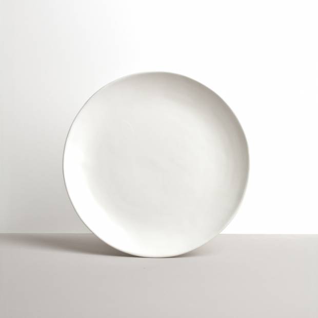 Mělký talíř s nepravidelným okrajem MT 24 cm bílý C5231 MIJ