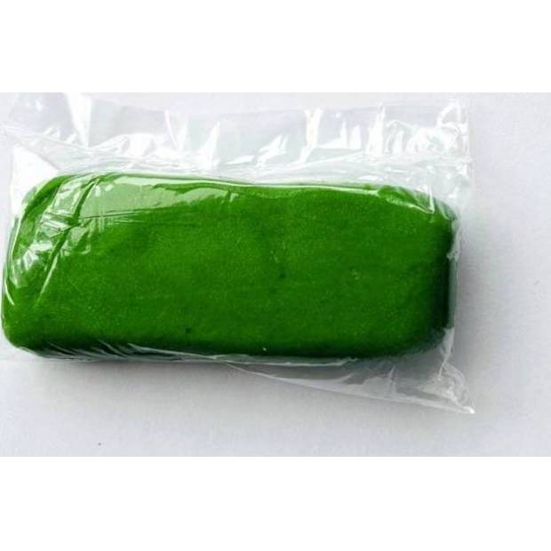 Pravý marcipán tmavě zelený 28% mandlí (100 g)