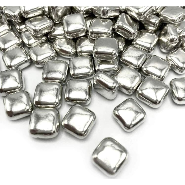Zdobení metalické stříbrné čtverečky 100g - Happy Sprinkles