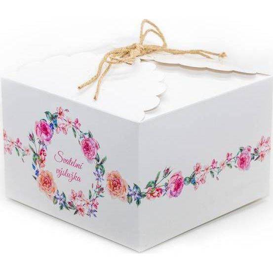 Svatební krabička na výslužku bílá s květinami (16,5 x 16,5 x 11 cm)