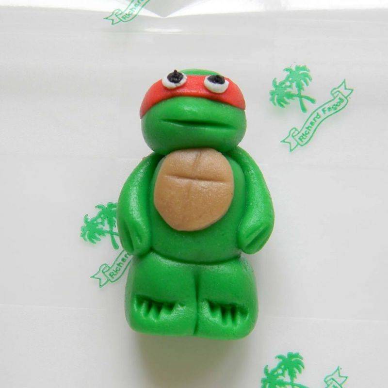 Figurka na dort želva ninja 5cm Raphael  z kokosové hmoty - Fagos